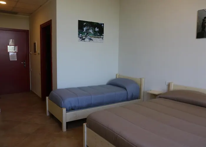 بيت شباب Student's بارما